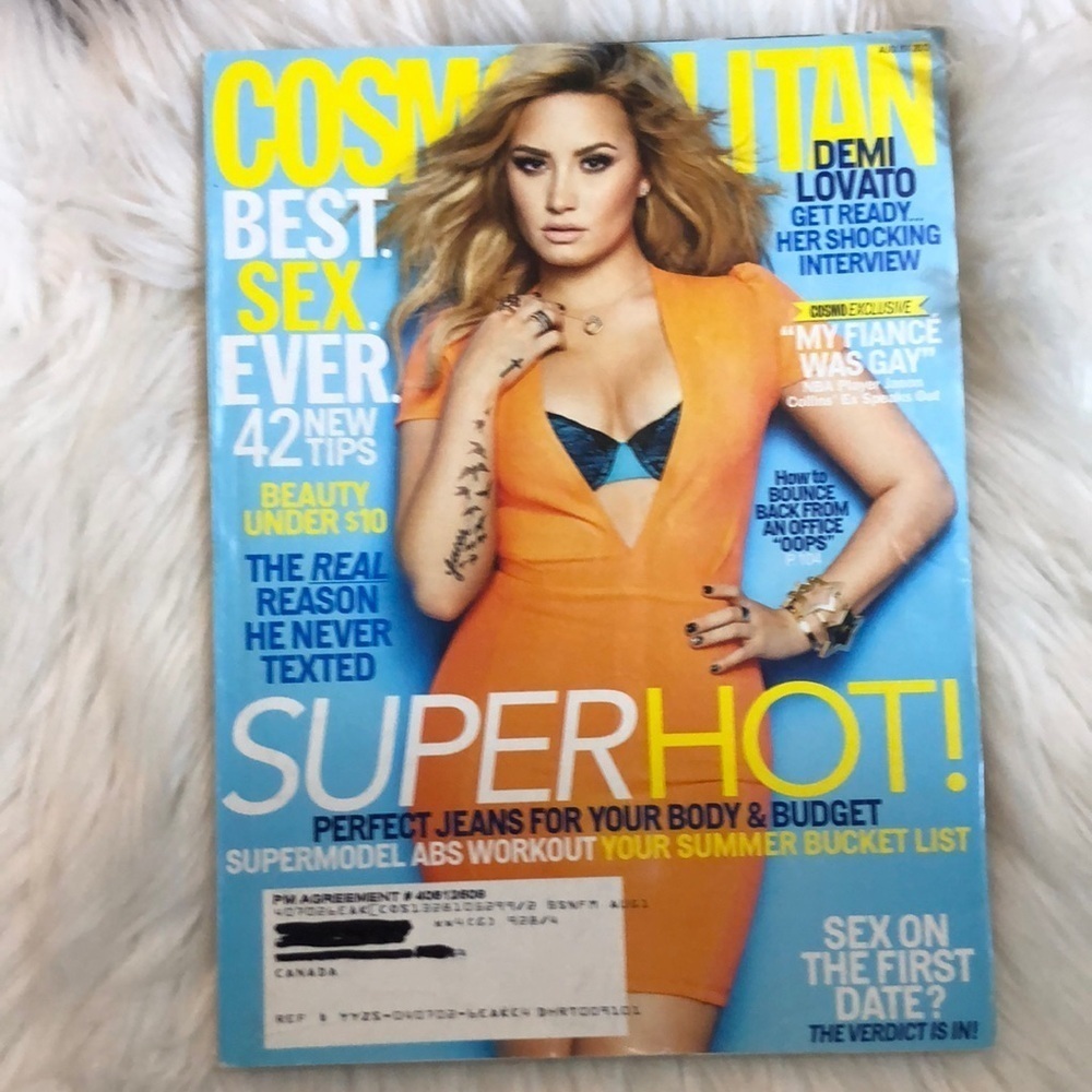 COSMOPOLITAN MAGAZINE Demi Lovato, August 2013